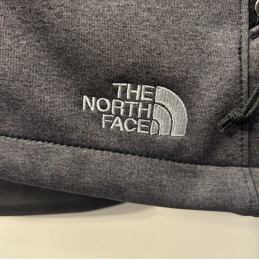 The North Face Women’s Vest For University hospitals Size Sm - Picture 3 of 8